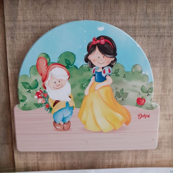 Picture of SNOW WHITE SMALL NAME PLATE